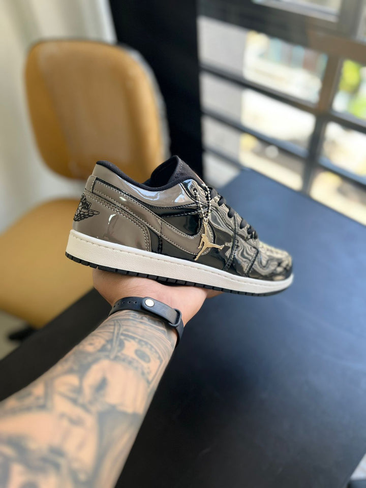 Air Jordan Low
