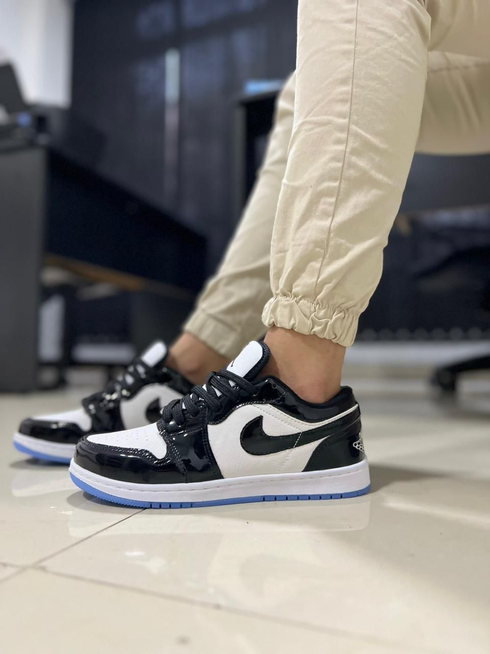 Air Jordan Low