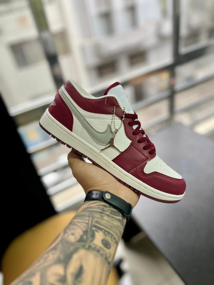 Air Jordan Low